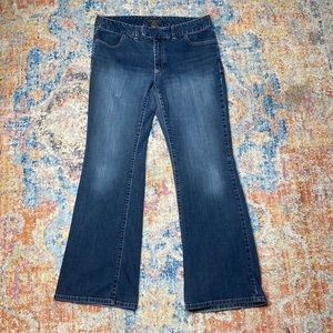 Banana Republic 12​​​​​​